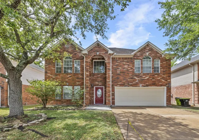 Photo 2 of Single family home for sale at 2106 Hawks Rd, Missouri City, TX 77489 | MLS# 66419376 | Listing updated on 2026-07-30