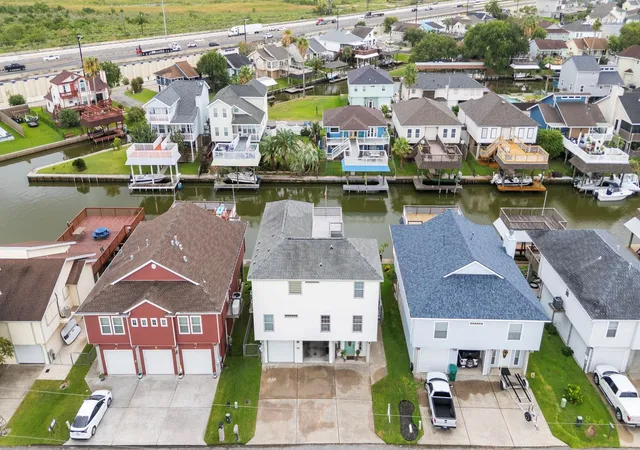 1st image of 27 N Flamingo St, La Marque, TX 77568 | MLS# 85486552