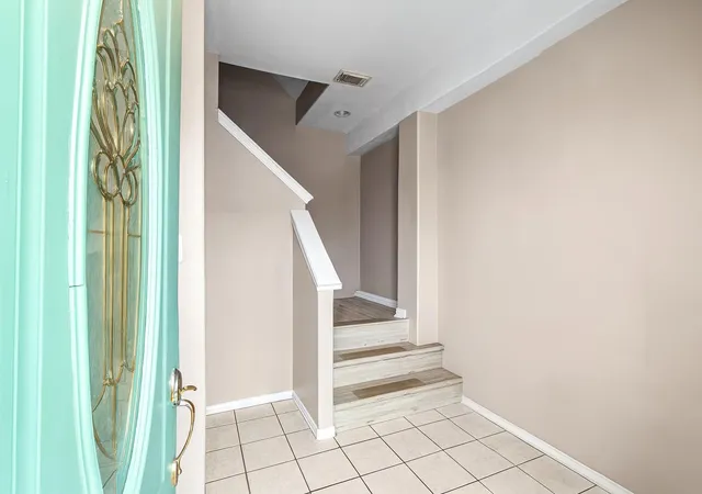 3rd image of 27 N Flamingo St, La Marque, TX 77568 | MLS# 85486552