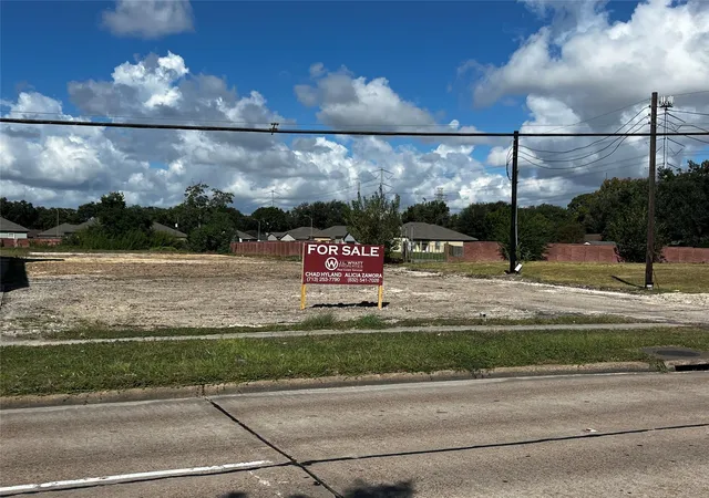1st image of 2310 Center St, Deer Park, TX 77536 | MLS# 62855156