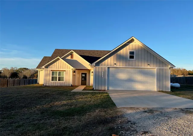 Homes for sale in Tyler, TX | 15147 County Road 220, Tyler, TX 75707 | MLS# 25675577