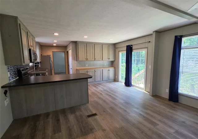 4th image of 195 County Road 4675, Fred, TX 77616 | MLS# 90884372
