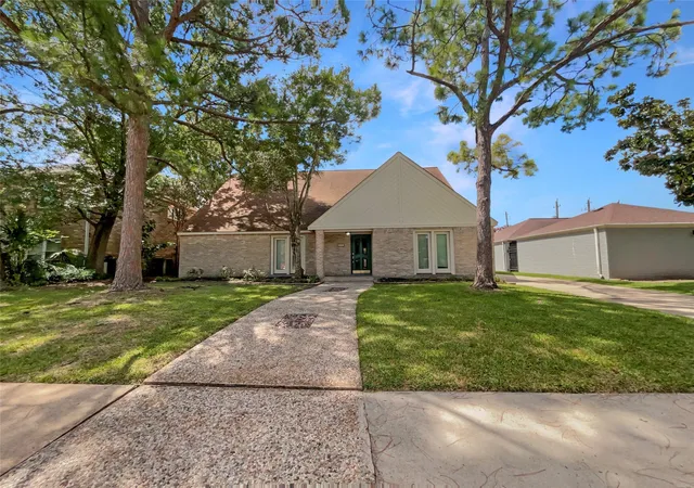 1st image of 11307 Wickersham Ln, Houston, TX 77077 | MLS# 22025871