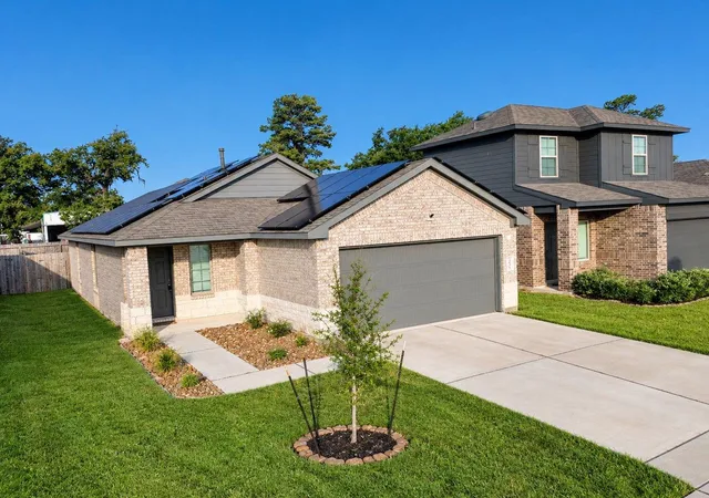 Photo 3 of Single family home for sale at 22539 Aspen Tarn Trl, Spring, TX 77373 | MLS# 11311230 | Listing updated on 2026-10-14