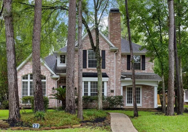 Homes for sale in The Woodlands, TX | 27 Stargazer Pl, The Woodlands, TX 77381 | MLS# 35558685