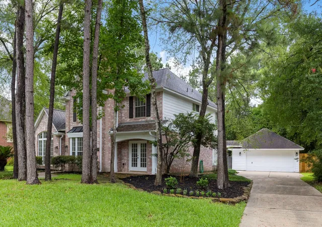 Homes for sale in The Woodlands, TX | 27 Stargazer Pl, The Woodlands, TX 77381 | MLS# 35558685