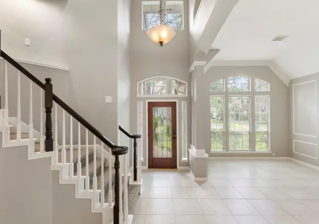 5th image of 27 Stargazer Pl, The Woodlands, TX 77381 | MLS# 35558685
