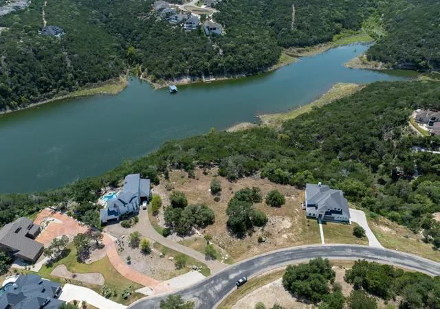 11th image of 7220 Getaway Dr, Jonestown, TX 78645 | MLS# 57623820