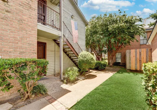 Photo 3 of Condo for sale at 9350 Country Crk Dr #50, Houston, TX 77036 | MLS# 91806553 | Listing updated on 2026-06-24