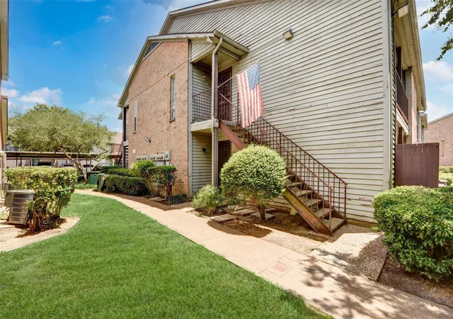 Photo 3 of Condo for sale at 9350 Country Crk Dr #50, Houston, TX 77036 | MLS# 91806553 | Listing updated on 2026-06-24