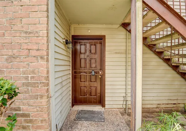Photo 4 of Condo for sale at 9350 Country Crk Dr #50, Houston, TX 77036 | MLS# 91806553 | Listing updated on 2026-06-24