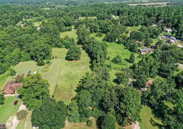 Photo 4 of Land for sale at 3722 Montgomery Rd, Huntsville, TX 77340 | MLS# 49033571 | Listing updated on 2026-07-29