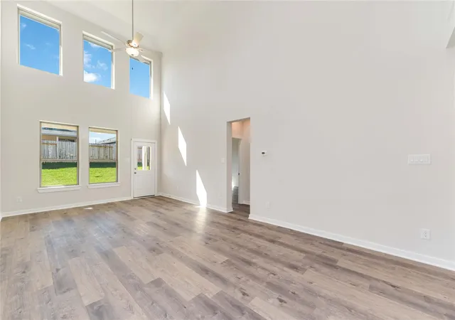 Photo 3 of Sale Pending at 11928 Avian Ave, Conroe, TX 77303 | MLS# 11990414 | Listing updated on 2026-09-15