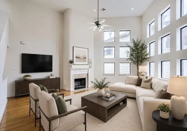 4th image of 5830 Larkin St, Houston, TX 77007 | MLS# 92424260