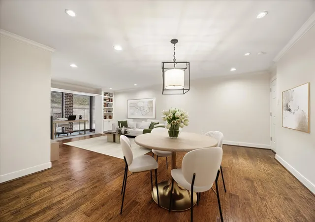 2nd image of 7555 Katy Fwy #65, Houston, TX 77024 | MLS# 22442559