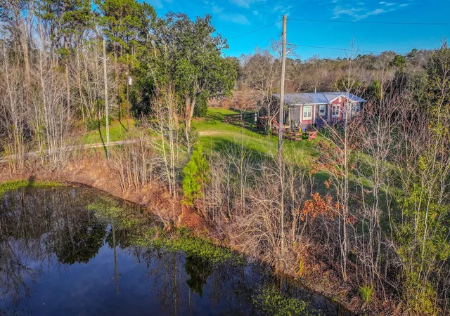 5th image of 24995 Howser Dr, New Caney, TX 77357 | MLS# 55681907