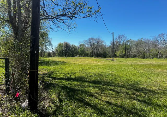 2nd image of 8002 Seddon Road Road, Pearland, TX 77581 | MLS# 68847112