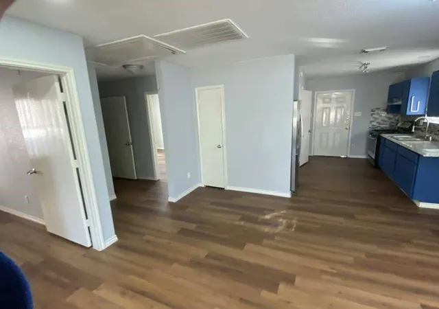 4th image of 2002 Pannell St, Houston, TX 77020 | MLS# 10908661