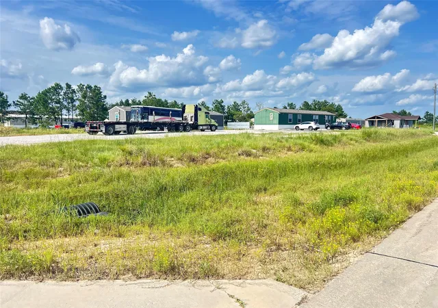 Photo 3 of Single family home for sale at 348 Road 5604, Cleveland, TX 77327 | MLS# 3658644 | Listing updated on 2026-07-22