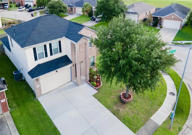 Photo 3 of Single family home for sale at 19331 Jordans Landing Ln, Richmond, TX 77407 | MLS# 72900483 | Listing updated on 2026-08-29