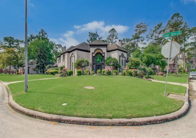 4th image of 1703 Brookside Pine Ln, Kingwood, TX 77345 | MLS# 45010721