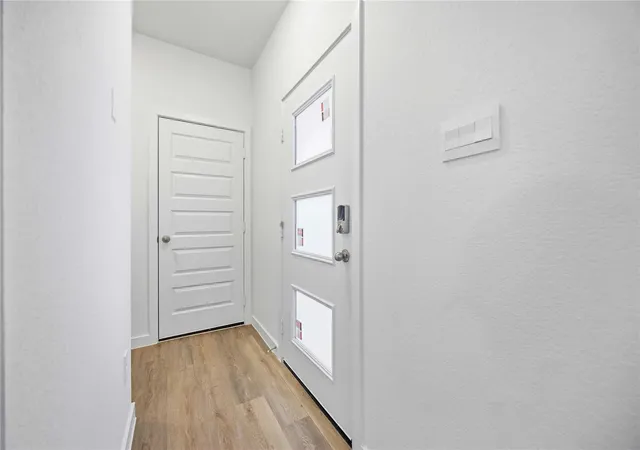 2nd image of 1072 Wheatley Oak Ln, Houston, TX 77091 | MLS# 91195716