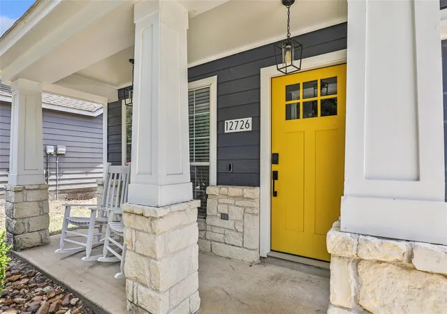 Photo 2 of Sale Pending at 12726 Whistling Springs Dr, Humble, TX 77346 | MLS# 63029157 | Listing updated on 2026-09-01