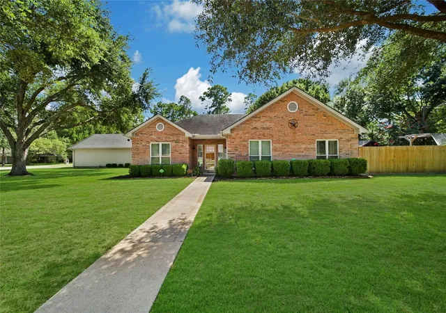 1st image of 34605 Kara Ln, Pinehurst, TX 77362 | MLS# 14292955