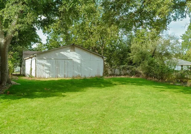 14th image of 3216 Collingsworth St, Houston, TX 77026 | MLS# 77770361