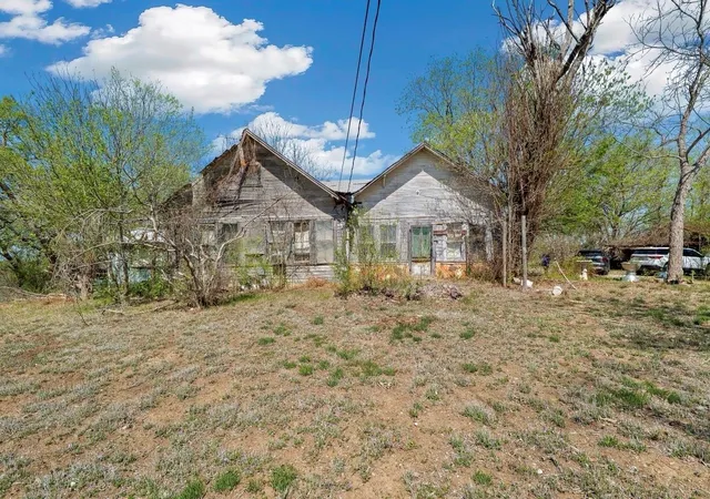 1st image of 42 S Old Spanish Trl, Kyle, TX 78640 | MLS# 50155112