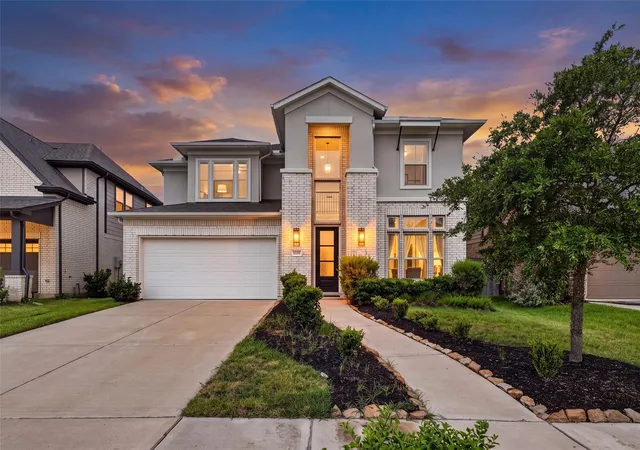 1st image of 1735 Rustling Creek Dr, Missouri City, TX 77459 | MLS# 92260790