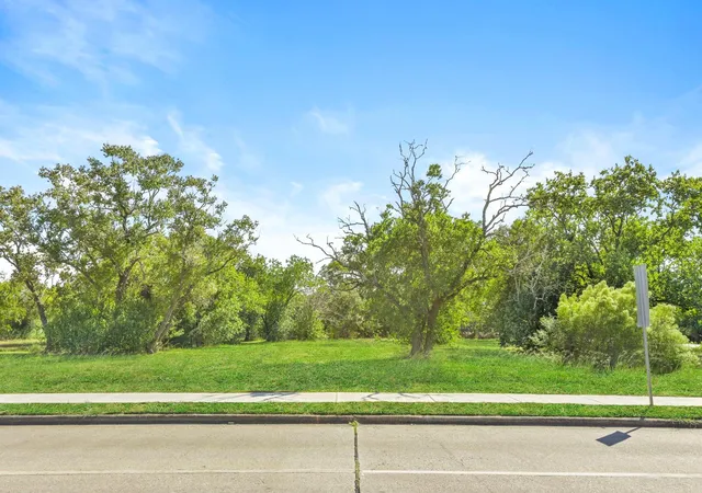 5th image of 0 Orem Dr, Houston, TX 77045 | MLS# 72965342