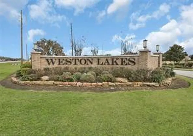 Homes for sale in Fulshear, TX | 4511 Lake Village Dr, Fulshear, TX 77441 | MLS# 68152605