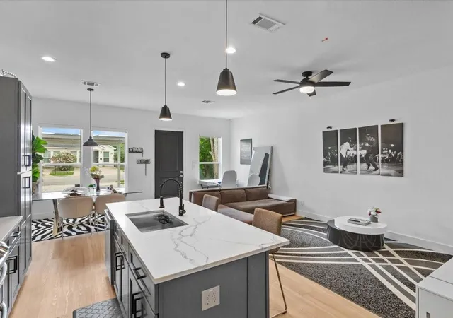 4th image of 3549 Amos St #A and B, Houston, TX 77021 | MLS# 73272500