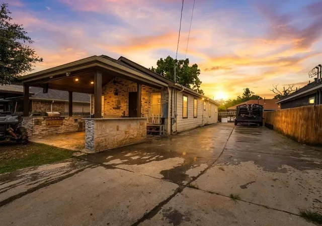 Photo 1 of Single family home for sale at 9739 Cargill St, Houston, TX 77029 | MLS# 39604502 | Listing updated on 2026-07-29