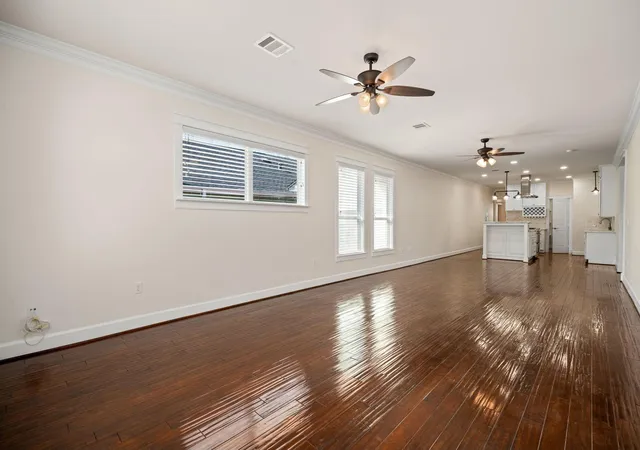 5th image of 110 Kendall St, Houston, TX 77003 | MLS# 30921070