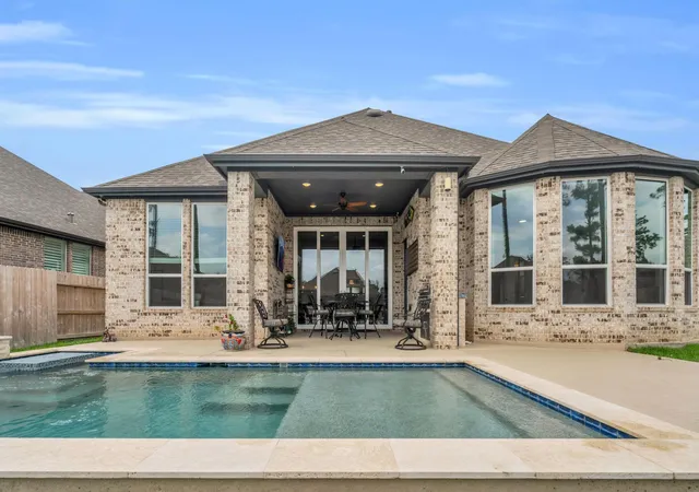 Homes for sale in Montgomery, TX | 423 N Hillary Step Pl, Montgomery, TX 77316 | MLS# 57885948