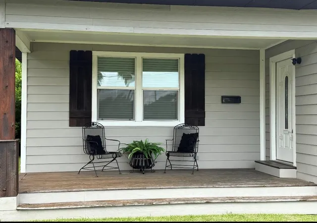 Homes for sale in Port Neches, TX | 1002 Block St, Port Neches, TX 77651 | MLS# 65568078