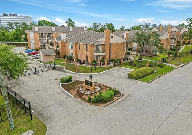 Homes for sale in Houston, TX | 3770 Lovers Wood Ln #807, Houston, TX 77014 | MLS# 29079259