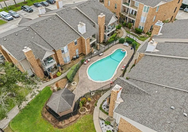 Homes for sale in Houston, TX | 3770 Lovers Wood Ln #807, Houston, TX 77014 | MLS# 29079259
