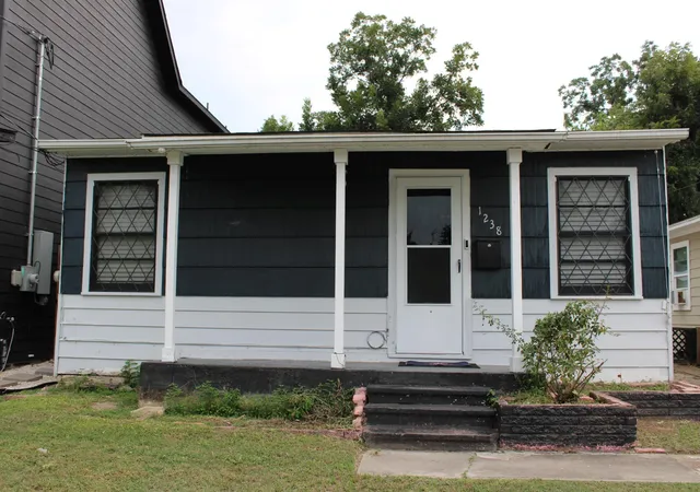 1st image of 1238 Common Park Dr, Houston, TX 77009 | MLS# 84519024