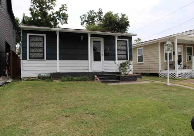 2nd image of 1238 Common Park Dr, Houston, TX 77009 | MLS# 84519024