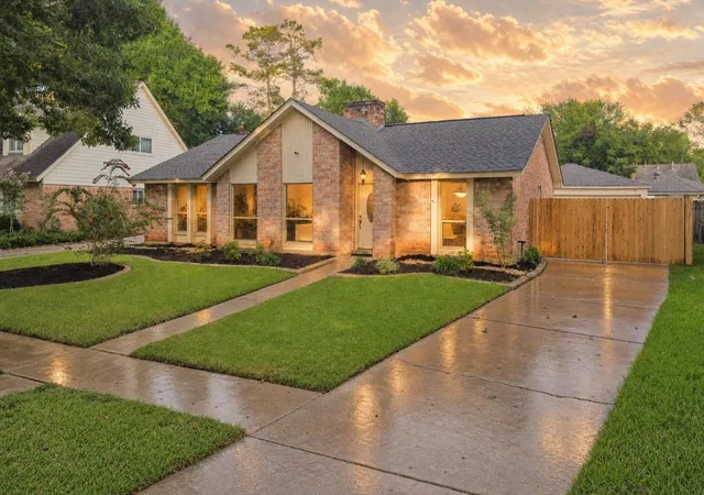 1st image of 2719 Cotton Stock Dr, Sugar Land, TX 77479 | MLS# 64662639