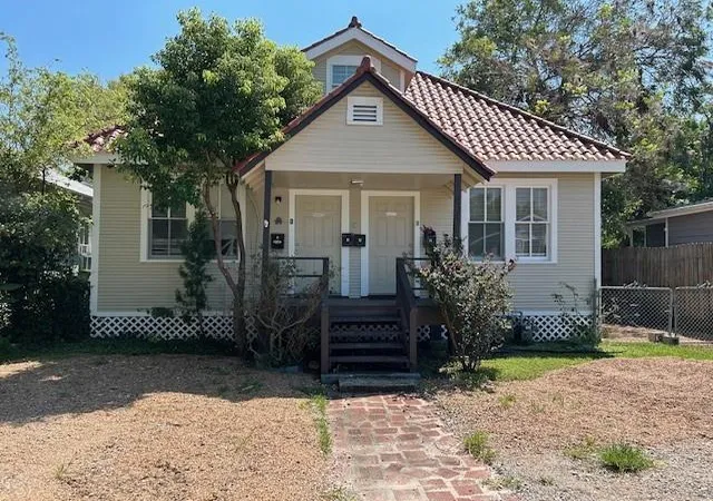 Photo 1 of Multi family home for sale at 4725 Ave R 1/2, Galveston, TX 77551 | MLS# 30953426 | Listing updated on 2026-06-01