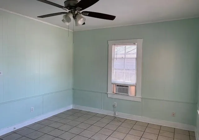 Listing Photo 5 - Condo for sale in building located at 4725Th Ave R 1/2, Galveston, TX 77551