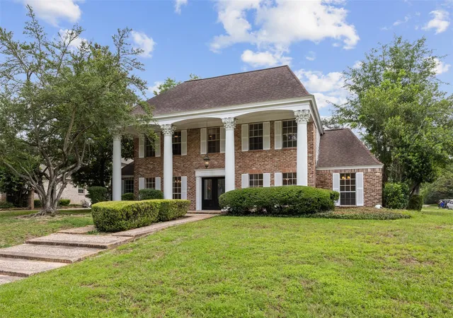 Photo 1 of Single family home for sale at 1919 Saddlecreek Dr, Houston, TX 77090 | MLS# 51228324 | Listing updated on 2026-09-15