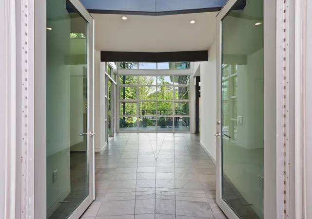 Photo 3 of Single family home for sale at 2424 White Oak Dr, Houston, TX 77009 | MLS# 4589727 | Listing updated on 2026-09-14