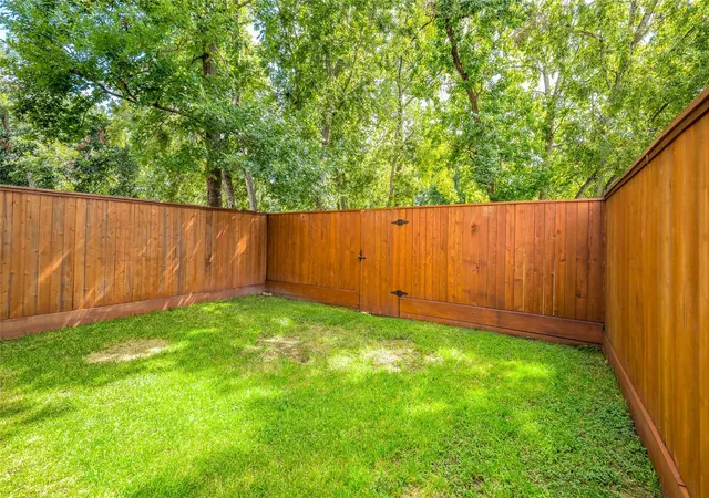 3rd image of 1113 Gross St, Houston, TX 77019 | MLS# 26403352