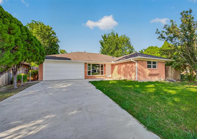 3rd image of 6846 Beechnut St, Houston, TX 77074 | MLS# 78238046