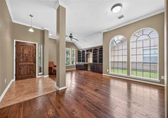 Photo 3 of Sale Pending at 9302 Cantata Ct, Houston, TX 77040 | MLS# 4231505 | Listing updated on 2026-09-17